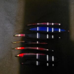 Black plaid ripped leggings